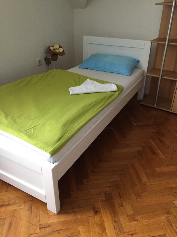 Hostel Lega House Osijek Exterior photo